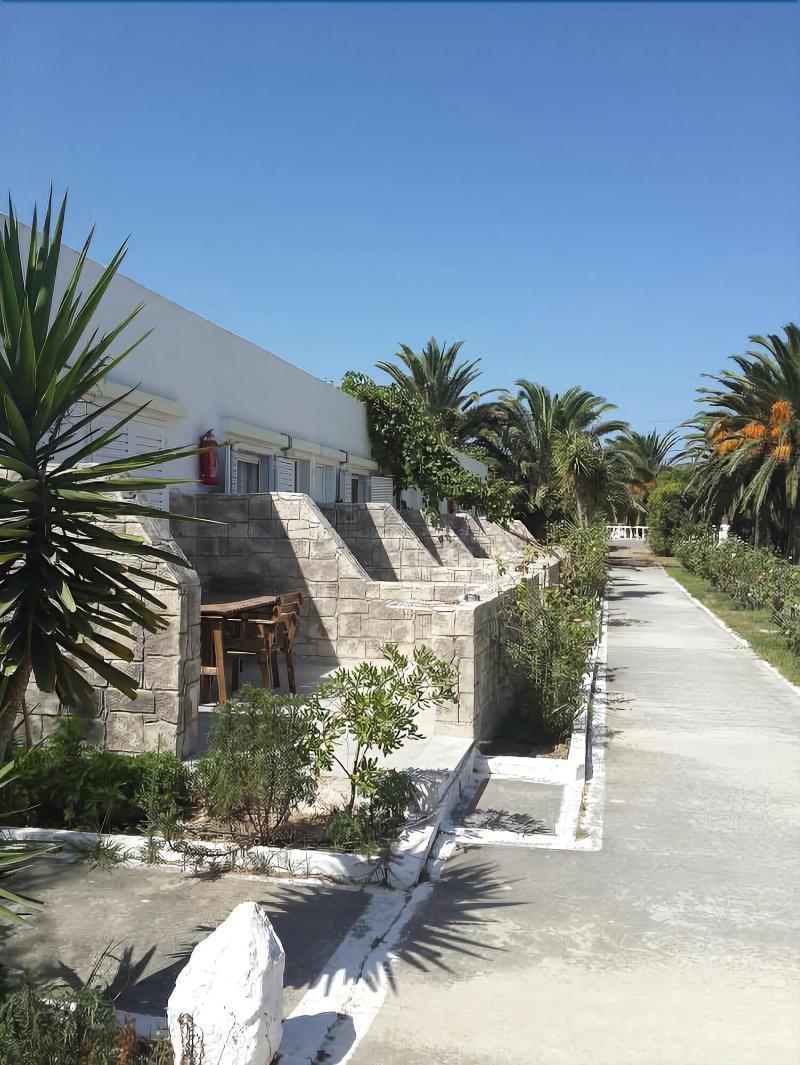 Mariliza Beach Hotel マルマリ エクステリア 写真